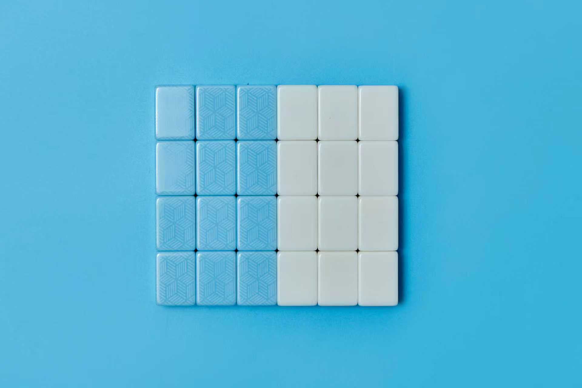 Blue-tinted blank mahjong tiles, 30 mm