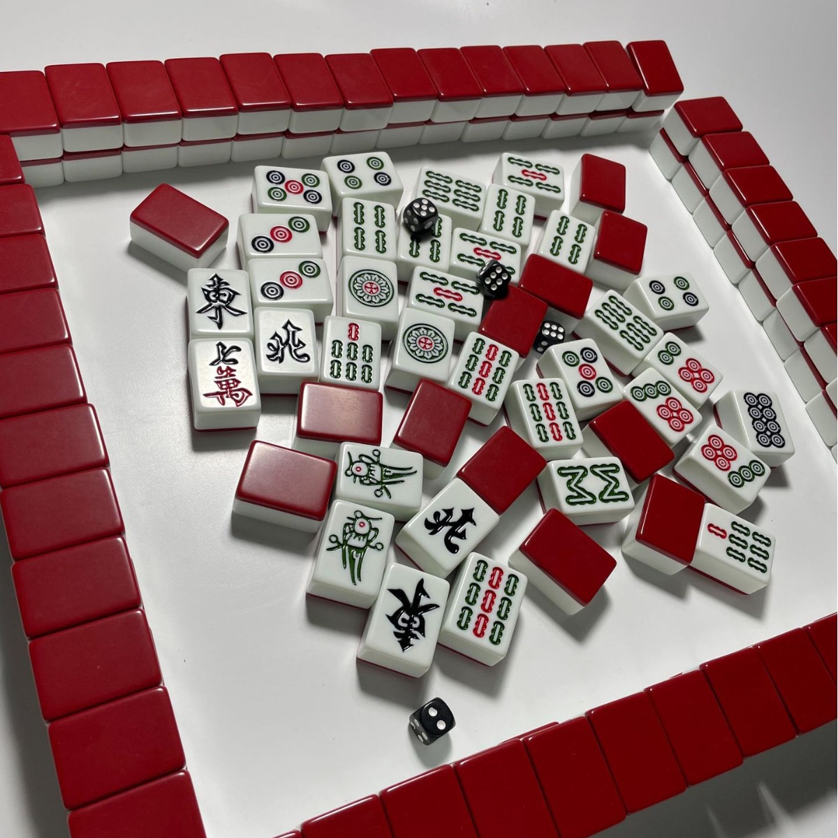 White blank mahjong tiles before color customization